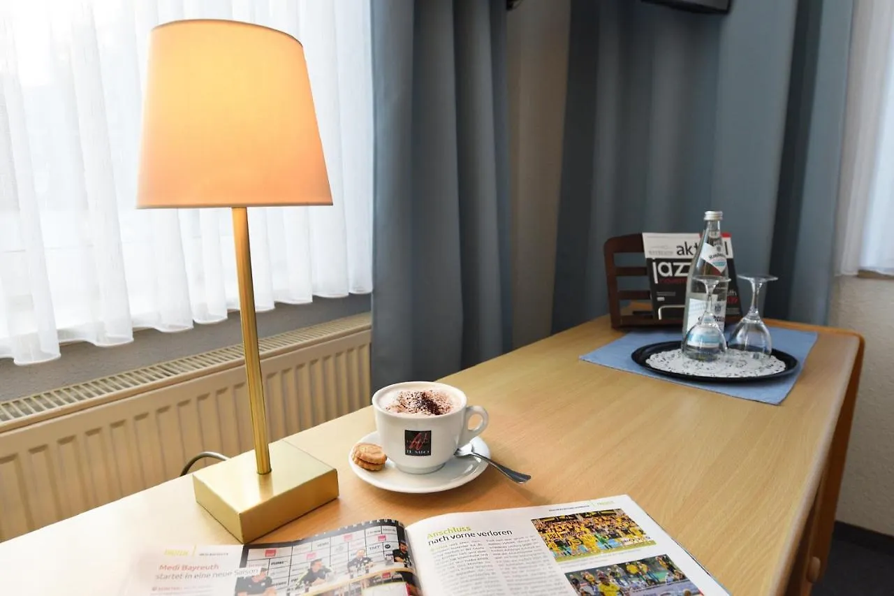 Gasthof & Hotel Goldener Hirsch باد بيرنك ام كيش