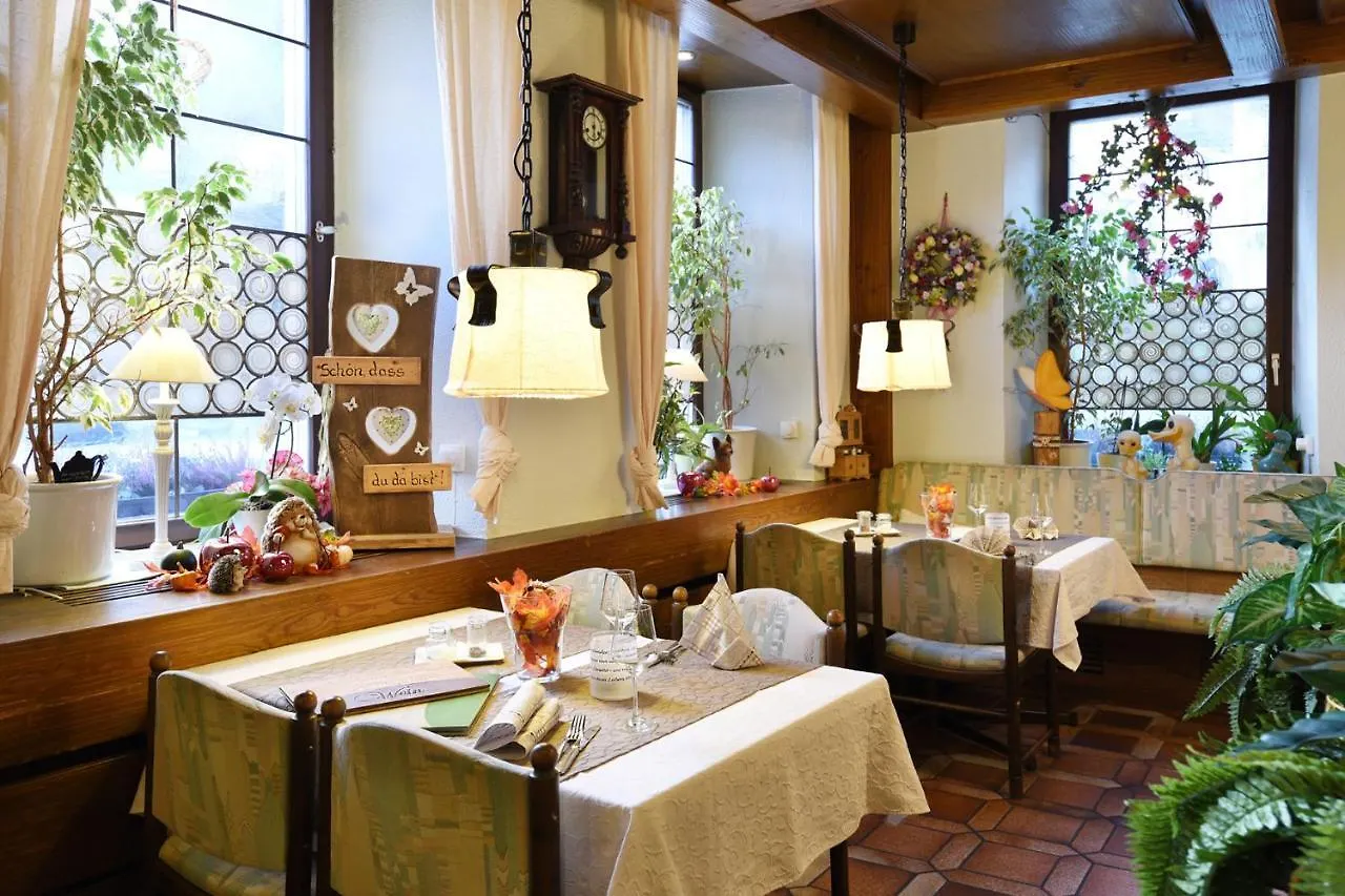 Gasthof & Hotel Goldener Hirsch باد بيرنك ام كيش